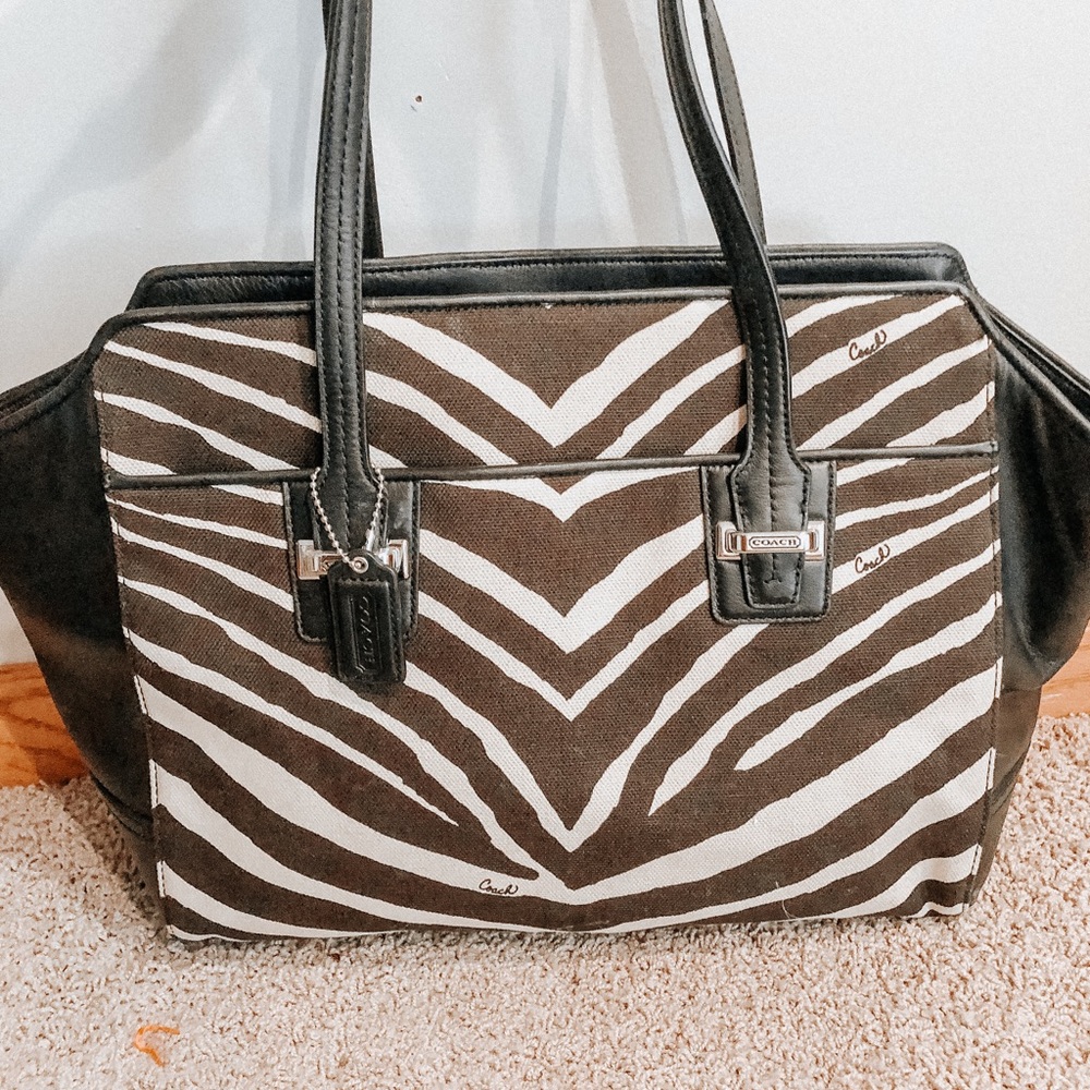 brand new vintage coach purse